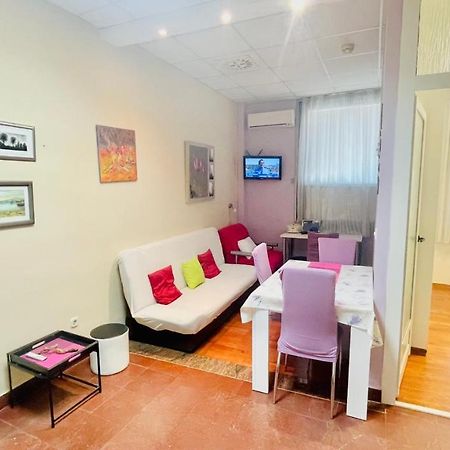 Vintage Apartment Inside City Galleria - Zadar Buitenkant foto
