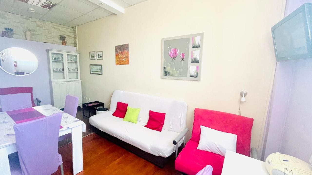 Vintage Apartment Inside City Galleria - Zadar Buitenkant foto