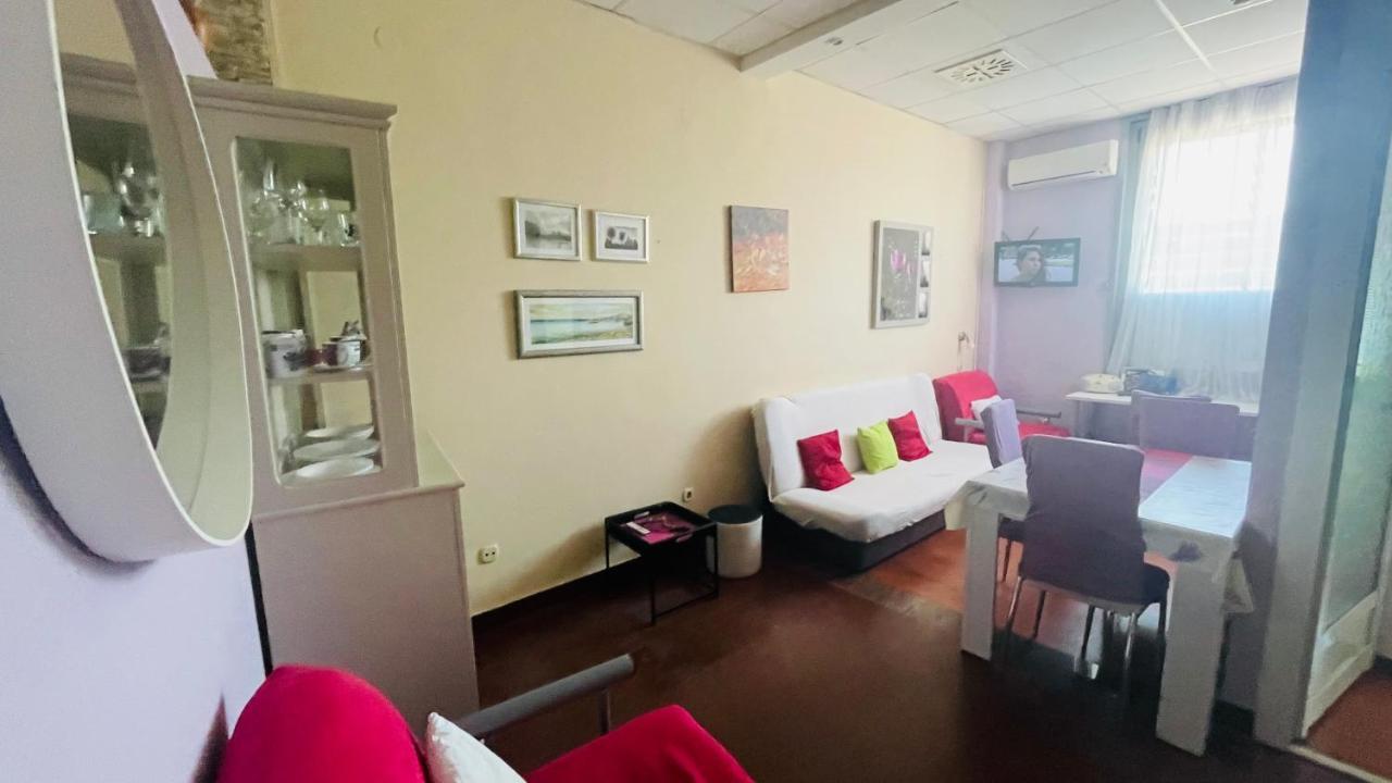 Vintage Apartment Inside City Galleria - Zadar Buitenkant foto